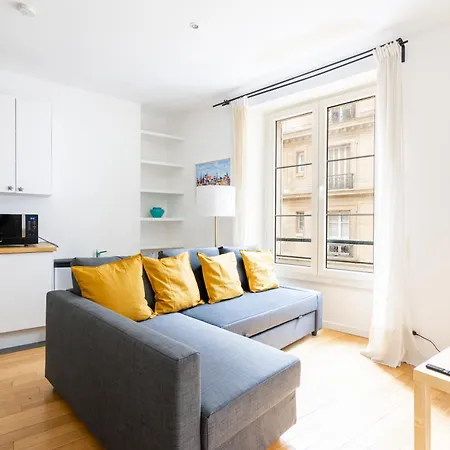 Luxurious 1 Bedroom Republique Vinaigriers Free Netflix-3